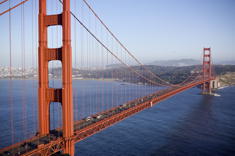 Golden Gate Bridge In San Fransisco - Horizontal Shot