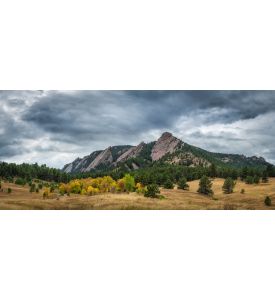 Flatiron Mountains Panorama on a cloudy day - ID # 546096679